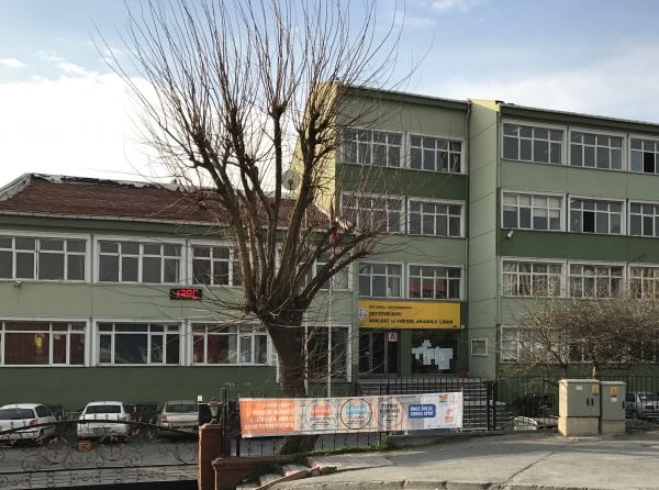 Zeytinburnu Mesleki ve Teknik Anadolu Lisesi Fotoğrafı